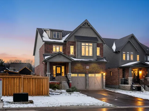 14 Spencer St, Collingwood, ON L9Y 3B7