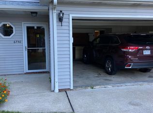 6750 Fry Rd #6, Middleburg Heights, OH 44130