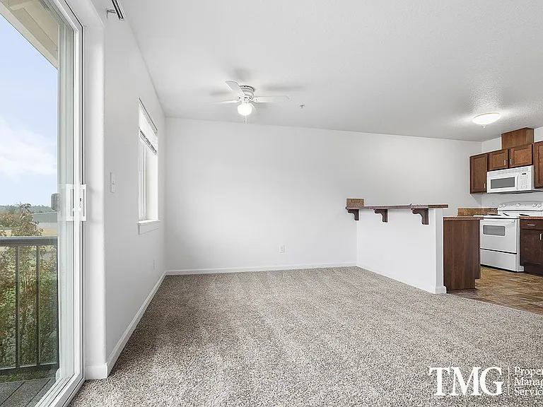 1017 SE 12th Ave — Photo 37