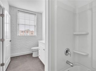 475 Howe Ave #5, Shelton, CT 06484