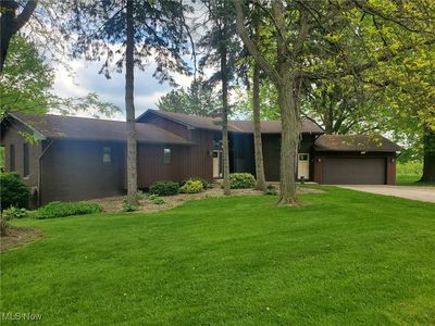 9651 Skyway Dr, Wadsworth, OH, 44281