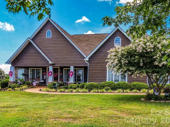 1109 Morningstar Lake Rd, Forest City, NC 28043