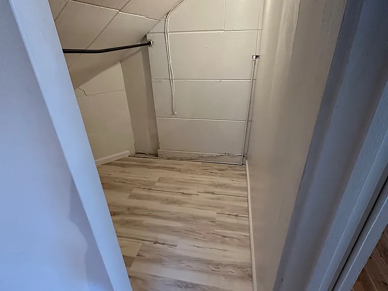 Walk in closet