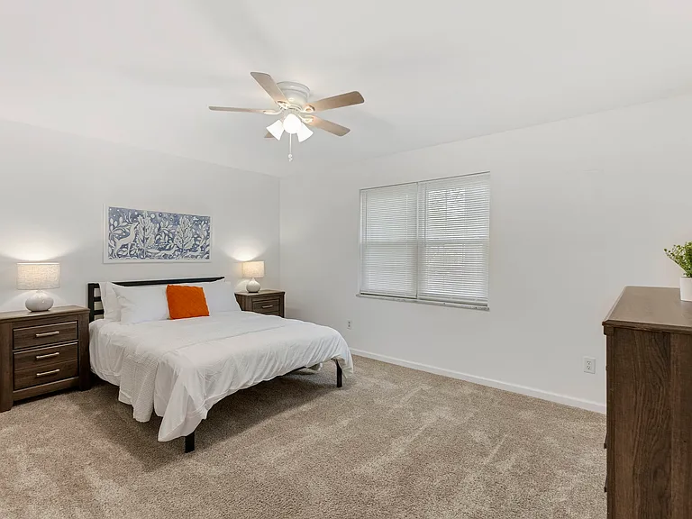 1000 Providence Rd — Photo 34