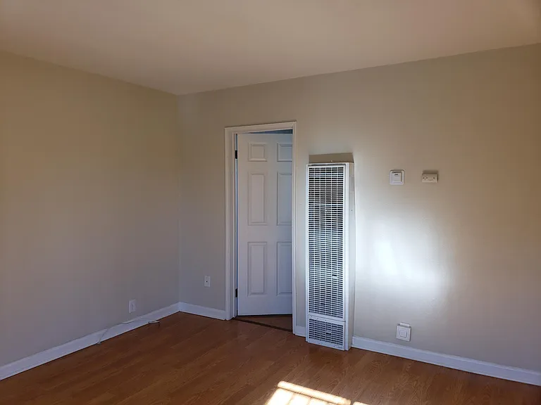 11251 S Mariposa Ave #11251 — Photo 7