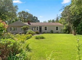 350 Annaquatucket Rd, North Kingstown, RI 02852