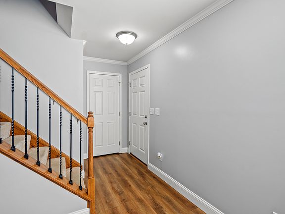 4th image of 800 Berlander Dr