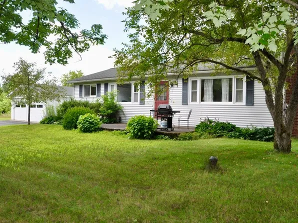 41 School House Hill Road, Middlebury, VT 05753