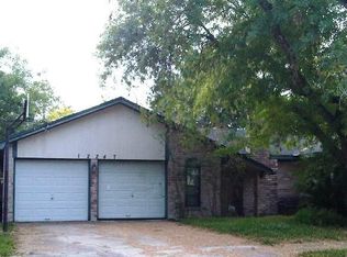 12247 Huntington Venture Dr, Houston, TX 77099
