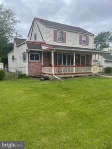 808 W Penn Pines Blvd, Aldan, PA, 19018