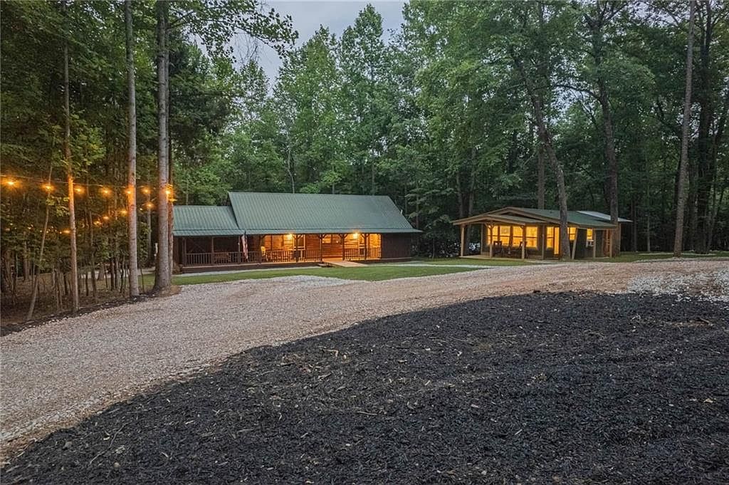 962 Tugaloo State Park Rd, Lavonia, GA 30553 MLS 7284616 Zillow