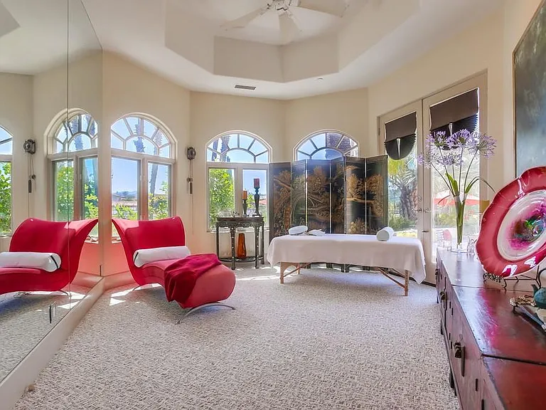 Spa/Massage Room within Master Retreat