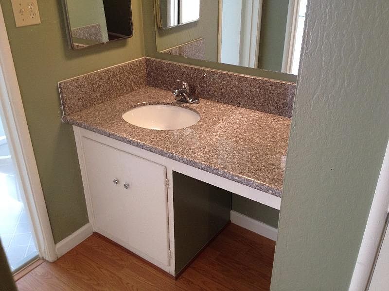 1st image of 1729 G St APT 14