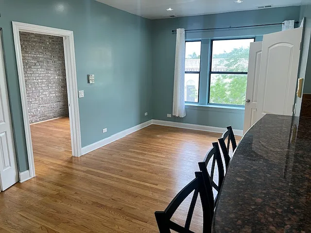 3253 W Lawrence Ave #2C — Photo 4