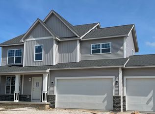610 W Meadowdale Cir, Hampshire, IL 60140