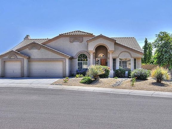 2nd image of 5541 E Woodridge Dr