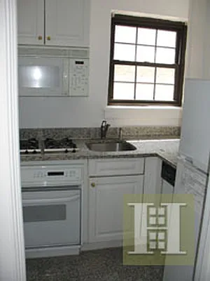 Rented by Halstead Real Estate | media 13