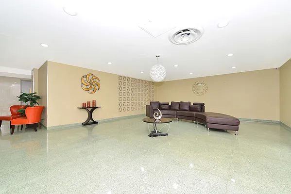 Sold by Keller Williams Realty Landmark | media 15