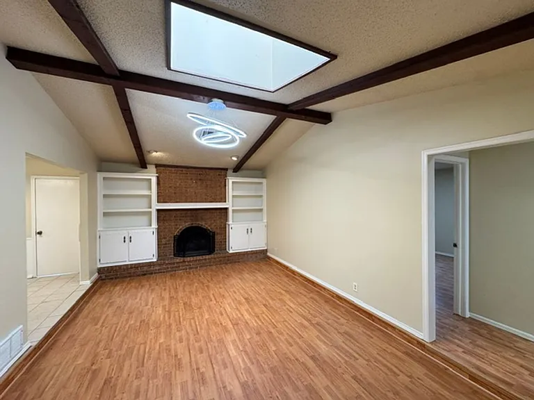 1004 Penn Ln — Photo 4