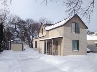 719 8th Ave, Brookings, SD 57006