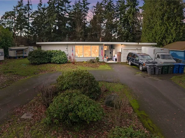 22415 Military Road S, SeaTac, WA 98198