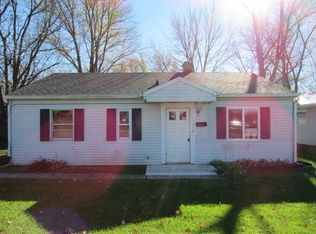 1521 W Lake Ave, Plymouth, IN 46563