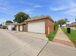1303 S 51st Ct, Cicero, IL 60804