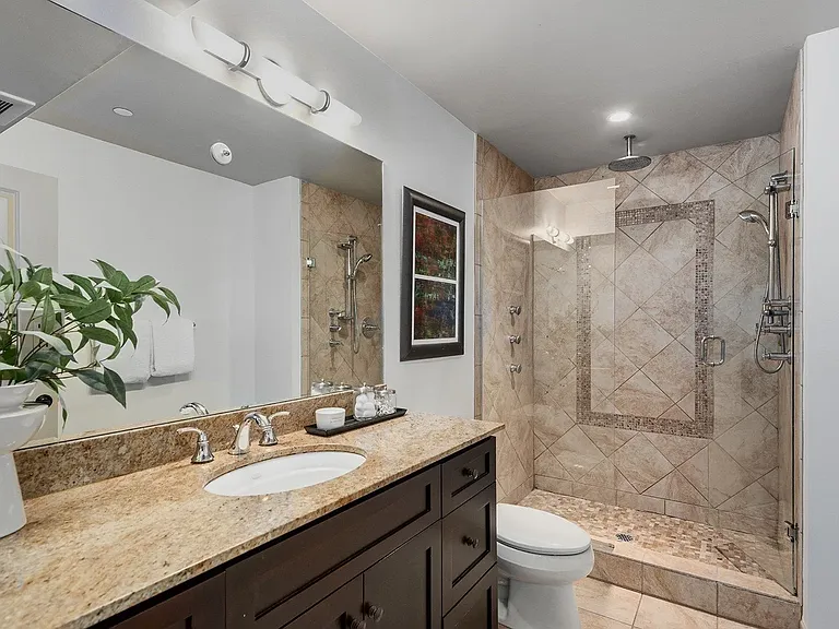 745 Bellevue Ave E #109 — Photo 14