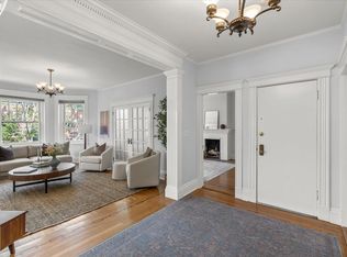 47 Alton Pl #3, Brookline, MA 02446
