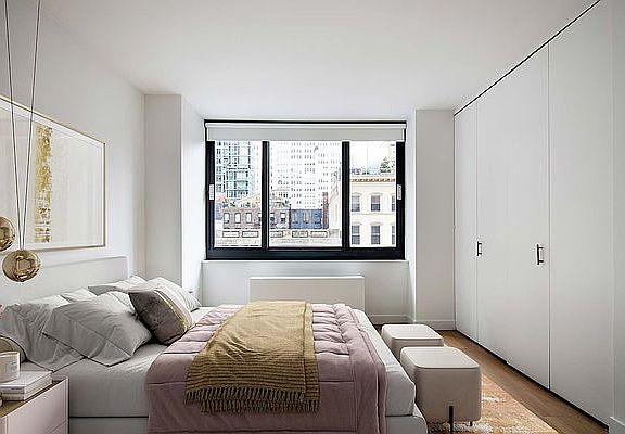 4th image of 105 Duane St #36B
