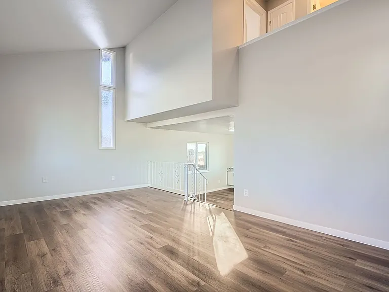 7055 S Costilla St — Photo 7