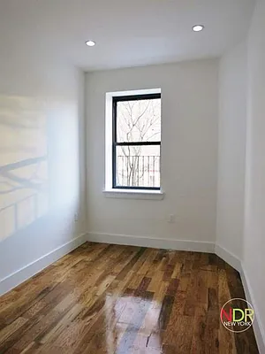 Rented by Next Door Realty NYC | media 28