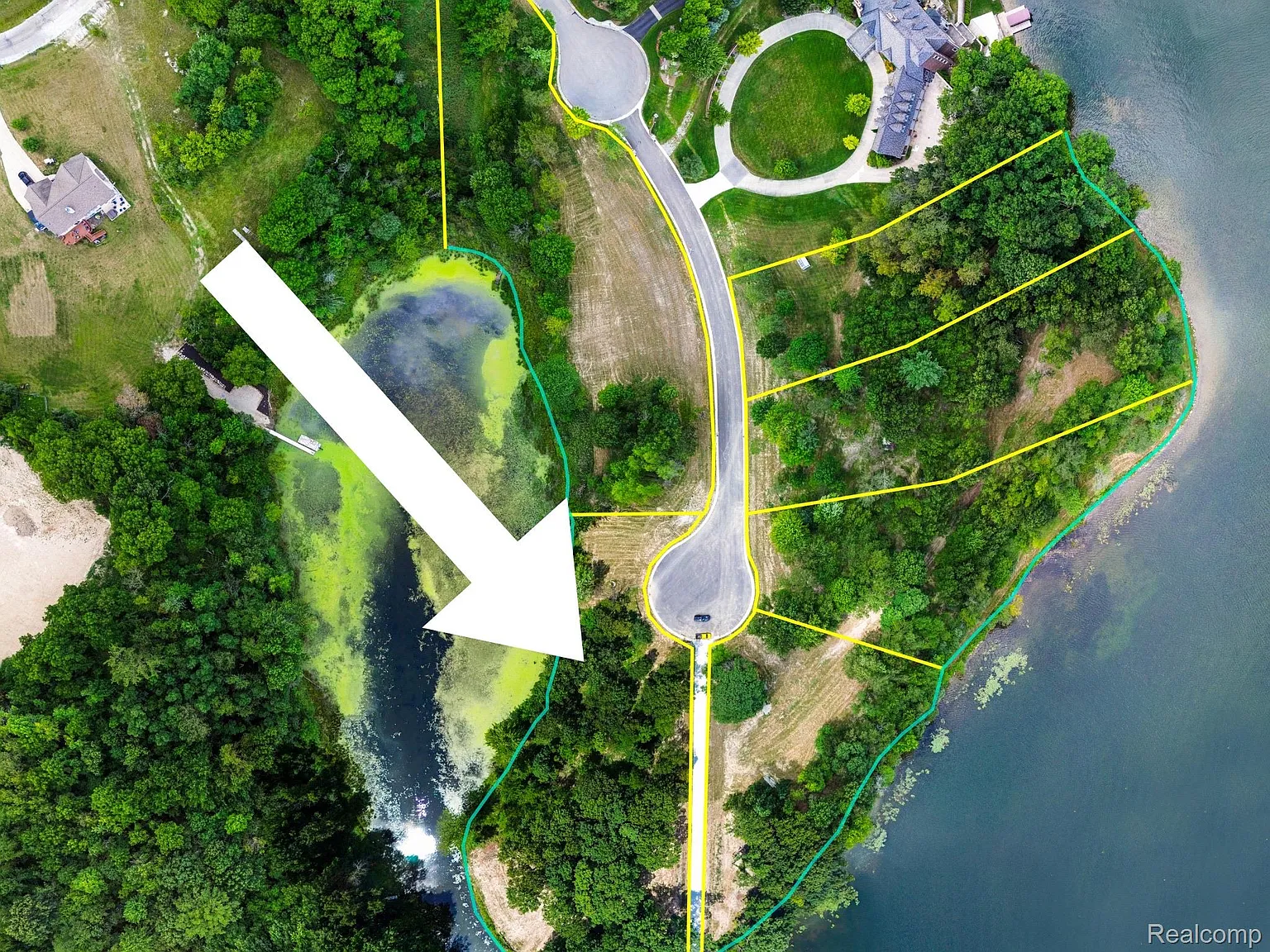 6 Lakeshore Dr E photo 1