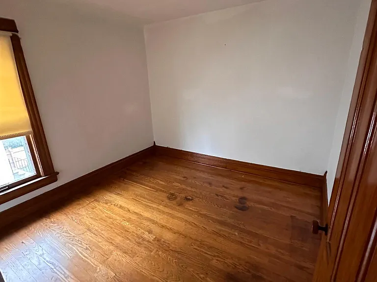 208 Freeman Ave #2 — Photo 7