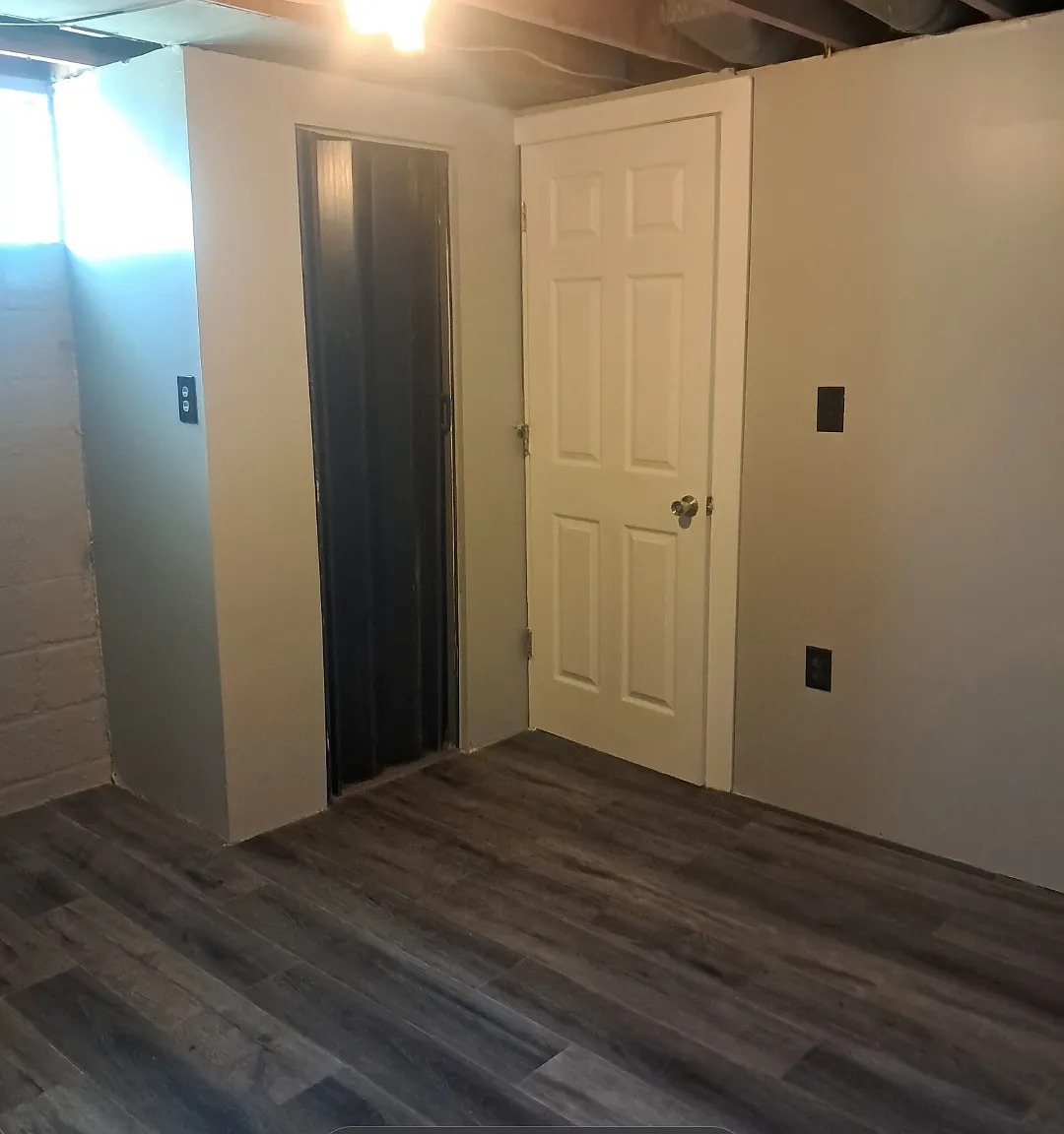 618 & 620 Lansing Rd — Photo 3