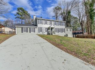 661 Bantry Ln, Stone Mountain, GA 30083