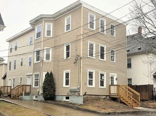 542 Bay St, Taunton, MA 02780