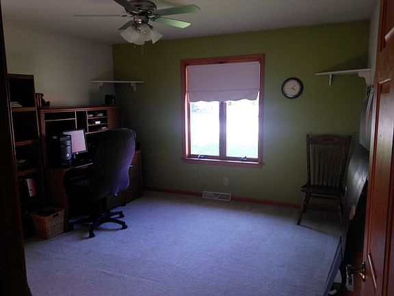Bedroom/office
