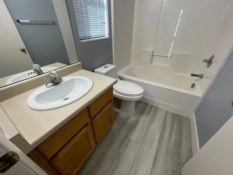6532 Charlie Chaplin Ave #101 — Photo 15