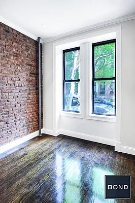 Rented by Bond New York | media 9