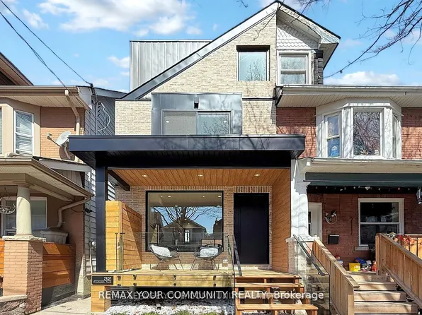 32 Endean Ave, Toronto, ON M4M 1W6
