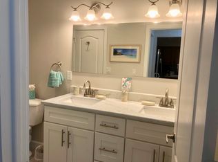 7006 Midnight Pass Rd APT 3, Sarasota, FL 34242