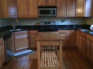631 N Hidden Prairie Ct, Palatine, IL 60067