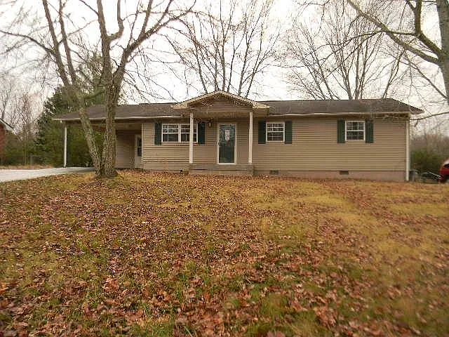 253 Ivanhoe Ln — Photo 1