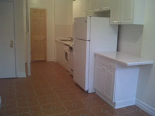 Rented by Your Vanity Realty | media 13