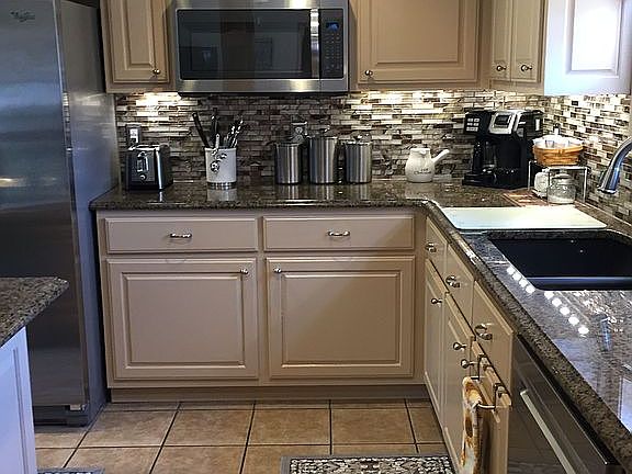 4th image of 41 Stoney Mountain Dr