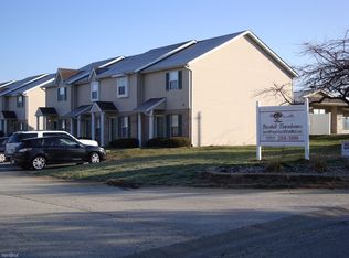 115 Bayberry Ct APT D, Glen Carbon, IL