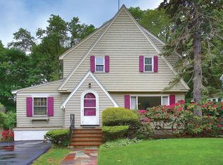 106 Parker Ave, Newton, MA 02461