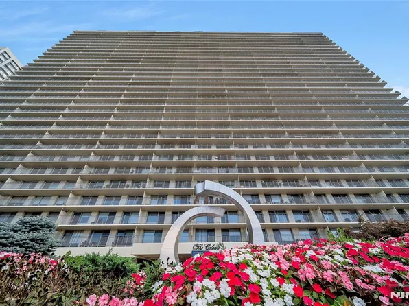 1530 Palisade Ave APT 3B, Fort Lee, NJ 07024