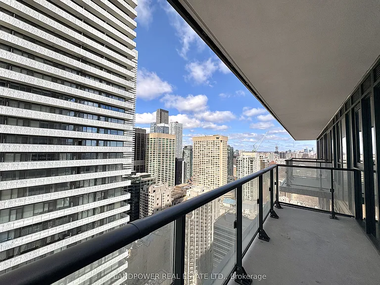 634 Church St #3401 — Photo 11